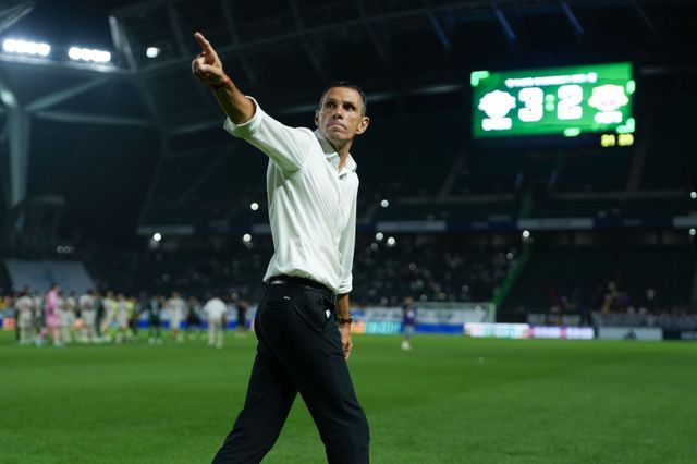 거스 포옛 전북 현대 감독은 진실을 듣길 원하고 진실을 언급하는 것도 꺼리지 않는다. 최근엔 자신의 SNS에 심판 판정 문제를 거론했다. 사진제공｜한국프로축구연맹