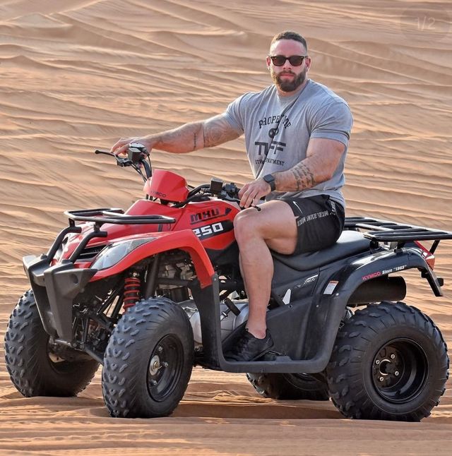 거스 포옛 감독의 가장 든든한 지원군은 온몸이 근육질인 아들 디에고 코치다. 그는 찰턴, 웨스트햄에서 뛰었으나 아버지만큼의 성공은 거두지 못했고 지도자로 제2의 인생을 열었다. 사진출처｜디에고 포옛 코치 인스타그램