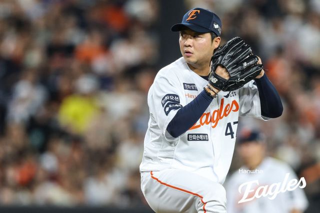 한화 김범수(사진)는 친동생 삼성 김무신처럼 PS 불펜 신스틸러를 꿈꾼다. 그는 올해 위력적인 투구를 펼치며 불펜 핵심 요원으로 성장했다. 사진제공｜한화 이글스