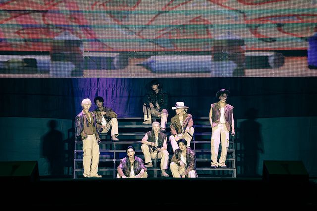 스트레이 키즈가 인천 아시아드 주경기장에서 1년간 34개 도시를 돌며 진행한 월드투어 ‘도미네이트’의 피날레를 화려하게 장식했다. 사진제공 | JYP 엔터테인먼트