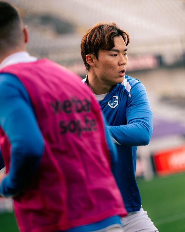 오현규는 19일(한국시간) 얀 브레이델 슈타디온에서 열린 세르클러 브뤼허와 2025~2026시즌 벨기에 프로리그 11라운드 원정경기에서 1골·1도움을 기록했다. 사진출처｜헹크 페이스북