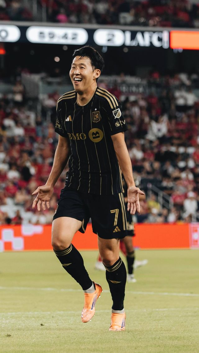 LAFC 손흥민이 AC밀란에 이어 FC바르셀로나와도 연결됐다는 소식이 스페인 매체로부터 전해져 눈길을 끌고 있다. 사진출처｜LAFC 페이스북