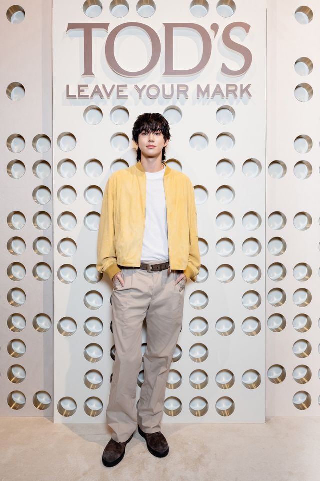 NCT 쟈니, 도영, 정우가 밀라노·파리 패션위크에 참석해 각기 다른 브랜드 앰버서더로 활약하며 독보적인 스타일과 존재감으로 ‘글로벌 패션 아이콘’의 위상을 입증했다. 사진제공|SM엔터테인먼트