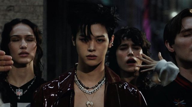 그룹 클로즈 유어 아이즈가 SF 영화 같은 스케일의 신곡 ‘SOB (with Imanbek)’ 뮤직비디오를 공개했다. ‘그래미 수상 DJ’ 이만벡과의 협업으로 글로벌 음악 팬들의 기대를 모으며, 다음달 11일 미니 3집 ‘블랙아웃’ 발매를 앞두고 있다. 사진제공|언코어