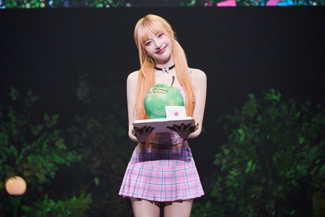 레드벨벳 조이가 데뷔 후 첫 단독 팬미팅 ‘Unmelting Our Green’을 성황리에 개최, 다양한 커버 무대와 솔로곡, 팬들과의 소통으로 잊지 못할 시간을 선물했다. 사진제공|SM엔터테인먼트