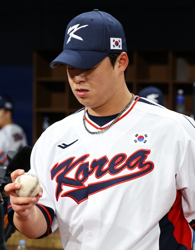 한화 노시환은 국제경기에서 뚜렷한 성과를 낸 대표팀 주축타자다. 그가 한일전 9연패 탈출의 선봉에 설지 많은 관심이 쏠린다.｜뉴시스