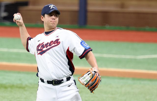 한화 노시환은 국제경기에서 뚜렷한 성과를 낸 대표팀 주축타자다. 그가 한일전 9연패 탈출의 선봉에 설지 많은 관심이 쏠린다.｜뉴시스