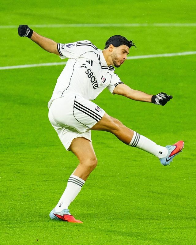 라울 히메네스는 22일(한국시간) 런던 크레이븐 코티지에서 열린 2025~2026시즌 잉글랜드 프리미어리그(EPL) 12라운드 홈경기에서 선덜랜드를 상대로 결승골을 터트렸다. 이로써 풀럼(4승2무6패·승점 14)은 리그 15위에 자리했고, 선덜랜드(5승4무3패·승점 19)는 6위로 내려갔다. 사진출처｜풀럼 페이스북