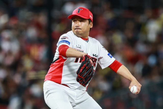 KIA는 23일 이준영과 3년 최대 12억 원 규모의 FA 계약을 체결했다. 이준영은 2021년부터 5시즌 연속 50경기 이상 등판한 팀의 핵심 불펜이다. 사진제공｜KIA 타이거즈