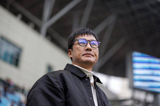 이정효 광주 감독은 다음달 6일 전북과 코리아컵 결승에 우선 집중하지만,&nbsp;시선은 그 이후에도 향한다. 그는&nbsp;겨울에는 영국으로 출국해 선진축구를 직접 경험할 예정이다. 사진제공｜한국프로축구연맹