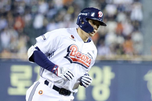 두산의 보류선수명단에서 제외돼 자유계약신분이 된 김재환에 대해 키움이 영입하지 않겠다는 결론을 내렸다. 뉴시스