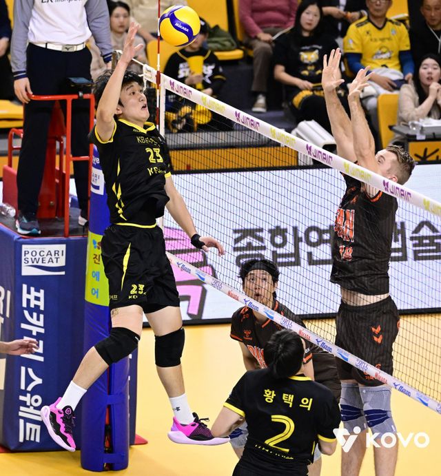 KB손해보험 센터 이준영에게 누나 이다현은 선의의 경쟁자다. 이번 시즌 V리그 두 번째 시즌을 보내고 있는 이준영은 “누나보단 블로킹 하나라도 더 해야한다”고 각오를 밝혔다. 사진제공｜KOVO