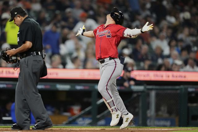 애틀랜타 김하성은 잔류 여부를 두고 깊은 고민에 빠졌다. 유격수 수요가 많기에 공수 안정적인 기량을 갖춘 김하성이 폭발적인 관심을 받을 것으로 추측된다.｜AP뉴시스