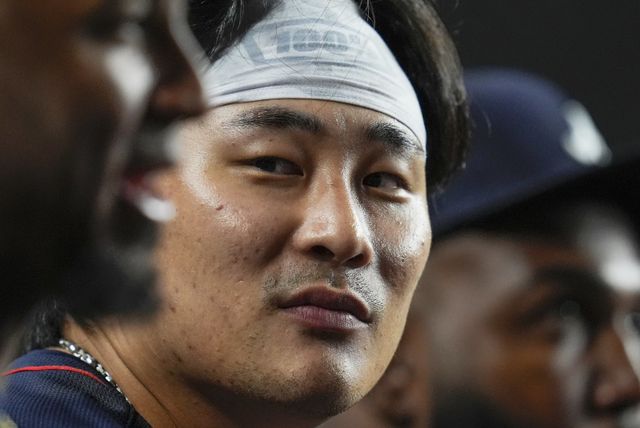 김하성은 4일(한국시간) 옵트 아웃을 선언하며 FA 시장에 나섰다. 많은 관심이 몰리고 있어 2년 연속 FA 대박을 터트릴 것으로 예상된다.｜AP뉴시스