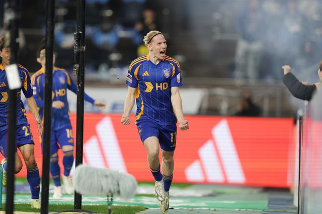 울산 루빅손이 9일 울산문수경기장에서 열린 수원FC와 36라운드 홈경기서 선제골을 터트린 뒤 기뻐하고 있다. 사진제공｜한국프로축구연맹