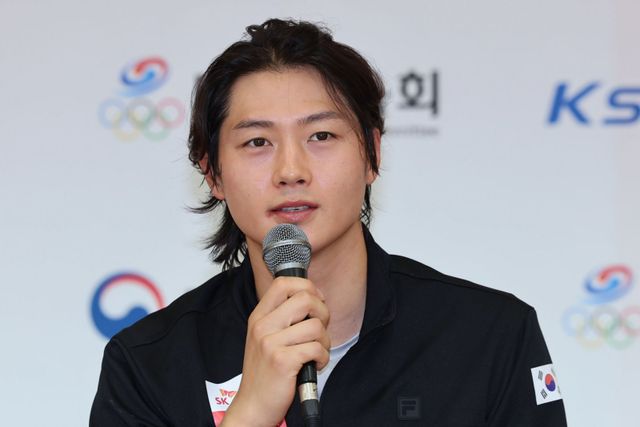 오상욱이 9일(한국시간) 알제리 알제에서 열린 국제펜싱연맹(FIE) 사브르 월드컵 남자부에서 준결승에 오르며 동메달을 획득했다. 진천｜뉴시스