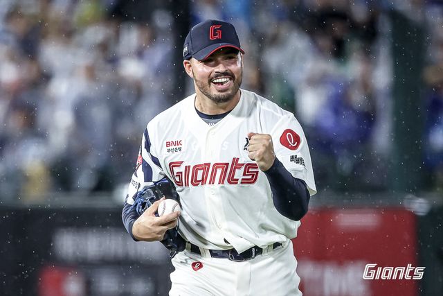 올 시즌 롯데의 대체 외국인 선수로 활약한 알렉 감보아가 보스턴과 스플릿 계약을 맺었다. 사진제공｜롯데 자이언츠