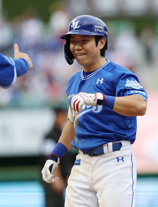 2026시즌은 삼성 김지찬이 중견수로 포지션을 이동한 뒤 치를 3번째 시즌이다. 2024시즌의 좋았던 흐름을 올해는 유지하지 못했지만, 내년에는 그가 확실히 중심을 잡아야 삼성의 대권 도전도 가능하다. 뉴시스