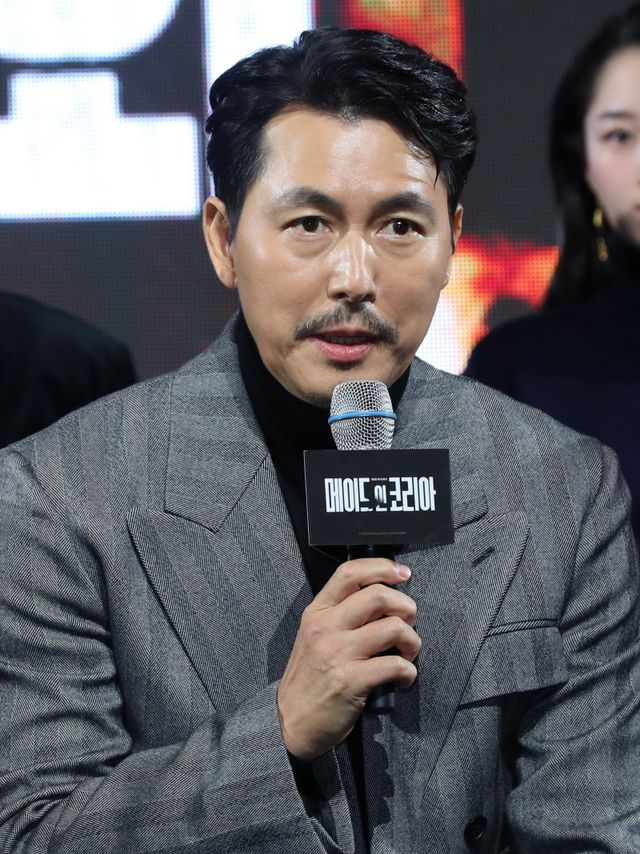 배우 정우성이 15일 오전 서울 강남구 그랜드인터컨티넨탈 파르나스에서 열린 디즈니 플러스 오리지널 시리즈 ‘메이드 인 코리아’ 제작발표회에서 인사말을 하고 있다. 뉴시스