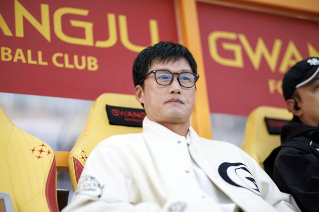 이정효 광주 감독의 거취는 K리그 비시즌 최대 화두다. 광주 잔류부터 수원, 제3의 선택지까지 모든 가능성이 열려 있다. 사진제공｜한국프로축구연맹