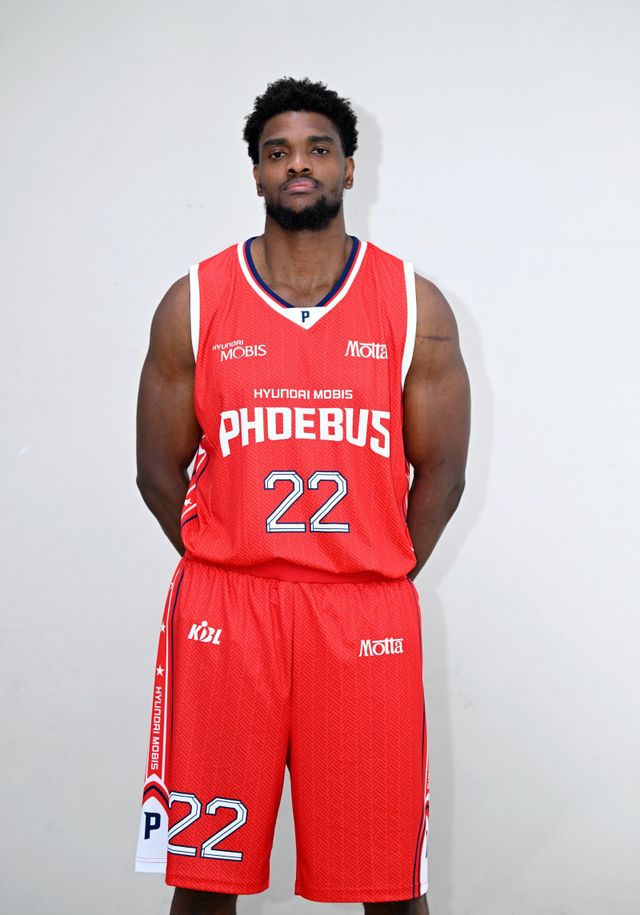 현대모비스에 새롭게 합류한 외국인 선수 존 이그부누. 그는 17일 정관장전서 데뷔전을 치를 것이 유력하다. 사진제공｜KBL