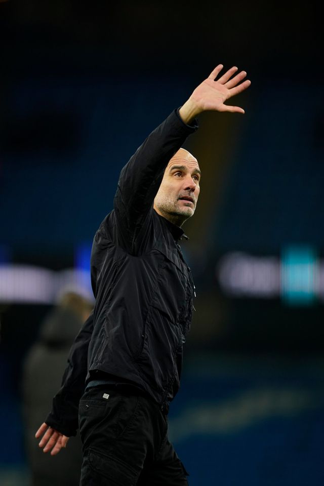 영국 매체 텔레그래프는 22일(한국시간) “맨체스터 시티 펩 과르디올라 감독은 선수들에게 ‘성탄절 동안 칠면조와 고기파이로 체중이 늘어난다면, 경기 출전은커녕 원정 명단에서도 제외될 수 있다’고 경고했다”고 밝혔다. 맨체스터(영국)｜AP뉴시스