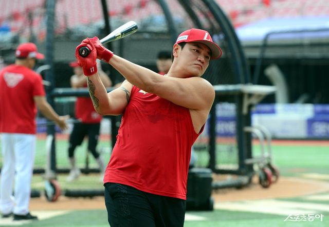 추신수는 2026 HOF 후보 명단에 올라 한 표를 획득했다. 그는 MLB서 굵직한 활약을 해내며 코리안 빅리거의 새로운 역사를 썼다. 사진은 SSG 시절 추신수. 스포츠동아DB