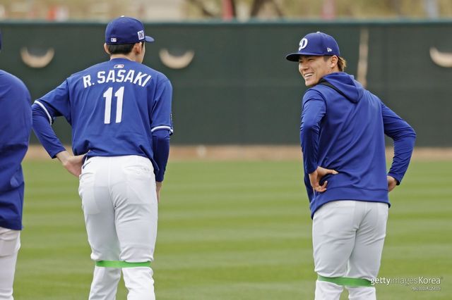 사사키 로키-야마모토 요시노부. 사진=게티이미지코리아