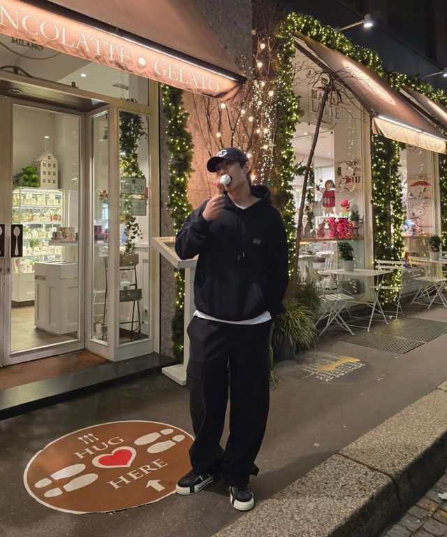 사진출처=정해인SNS