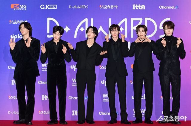 스포츠동아가 주최하고 ‘유픽과 함께하는 제1회 디 어워즈(D Awards with UPICK)’(주최: 스포츠동아, WSM · 주관: UPICK, WSM · 후원: G.K Link, ITTA)가 22일 고려대학교 화정체육관에서 열렸다. 라이즈가 포즈를 취하고 있다. 주현희 기자 teth1147@donga.com