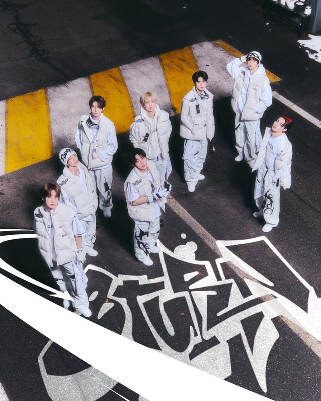 [사진 = MNH엔터테인먼트 제공]