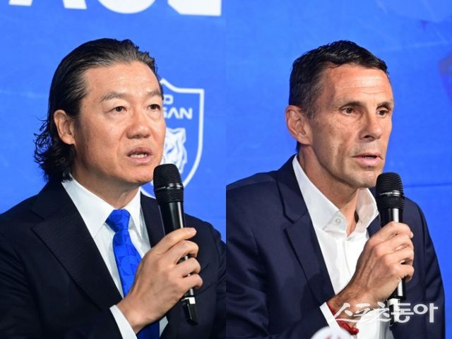울산 김판곤 감독(왼쪽)과 전북 거스 포옛 감독이 5일 서울 신문로 축구회관에서 열린 2025시즌 K리그1 개막 미디어데이 도중 취재진의 질문에 답하고 있다. 주현희 기자 teth1147@donga.com