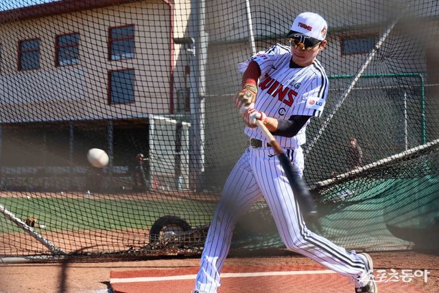LG 박해민은 미국 애리조나주 스코츠데일 스프링캠프에서 타격훈련에 집중하고 있다. 지난해 만족스럽지 못했던 개인과 팀의 성적을 더 끌어올리겠다는 의지다. 사진제공｜LG 트윈스