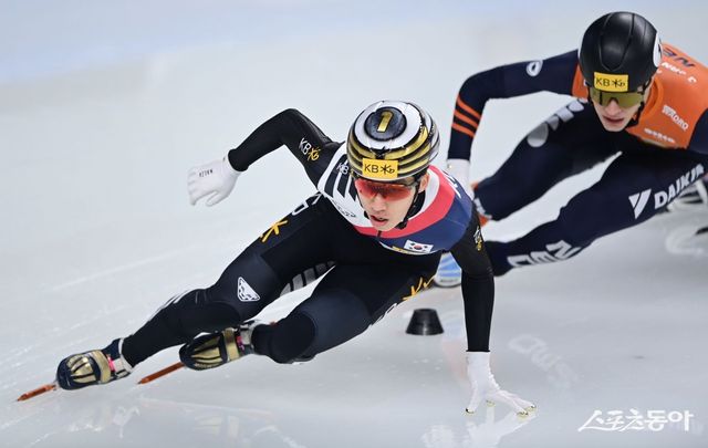 박지원(왼쪽). 스포츠동아 DB