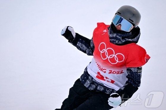 프리스타일 스키 하프파이프에서 금메달을 수확한 이승훈. ⓒ AFP=News1