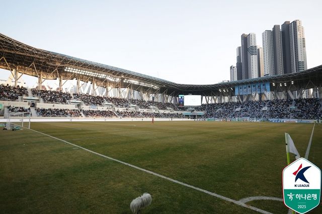 2025시즌 K리그1 개막 이후 대구아이엠뱅크파크에서 열린 4경기 중 3차례가 매진됐다. 사진제공｜한국프로축구연맹