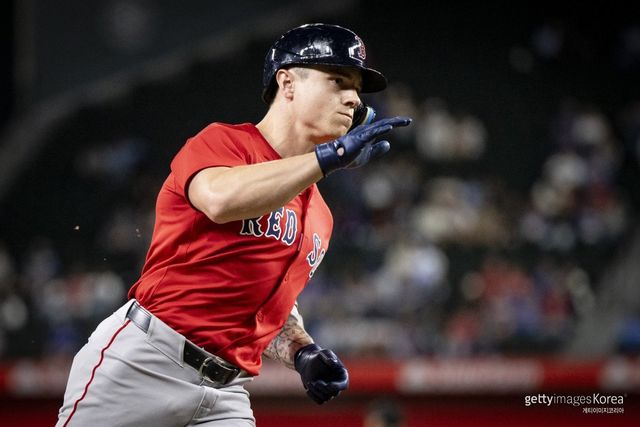 타일러 오닐 5년 연속 개막전 홈런 당시 모습. 사진=게티이미지코리아