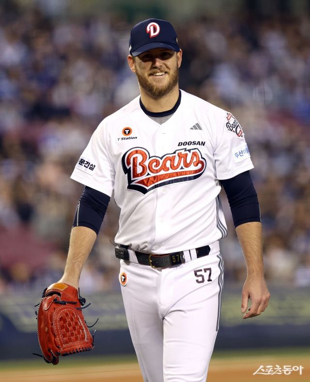 두산의 새로운 에이스 콜 어빈. 그는 개막 이후 2경기에서 1승무패 ERA 3.00으로 좋은 출발을 보이고 있다. 사진제공｜두산 베어스.