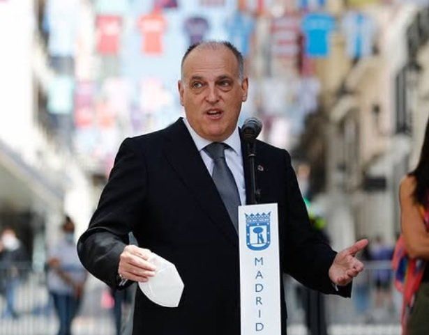 최근 라리가 구단들은 경기와 경기 사이 72시간 휴식시간이 지켜지지 않아 불만이 크다. 그러나 하비에르 테바스 라리가 회장은 빡빡한 일정을 탓하는 대신 선수교체 카드와 로테이션을 잘 활용하라고 받아쳤다. 사진출처｜하비에르 테바스 공식 SNS