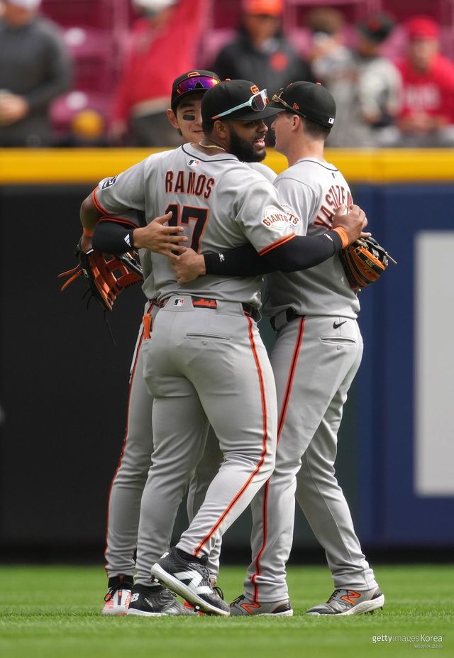 이정후-엘리엇 라모스-마이크 야스트렘스키. 사진=게티이미지코리아