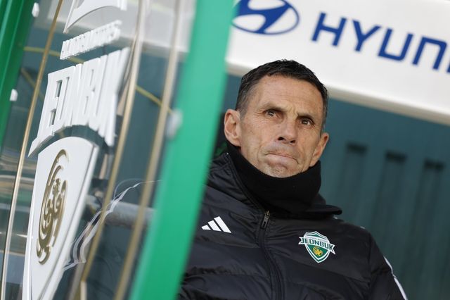 거스 포옛 전북 감독도 ‘천적’ 강원의 벽을 실감했다. 전북은 9일 전주월드컵경기장에서 열린 강원과 K리그1 홈경기에서 후반 막판 통한의 결승골을 헌납해 쓰라린 패배를 당했다. 2023년 9월부터 강원전 5연패다. 사진제공｜한국프로축구연맹