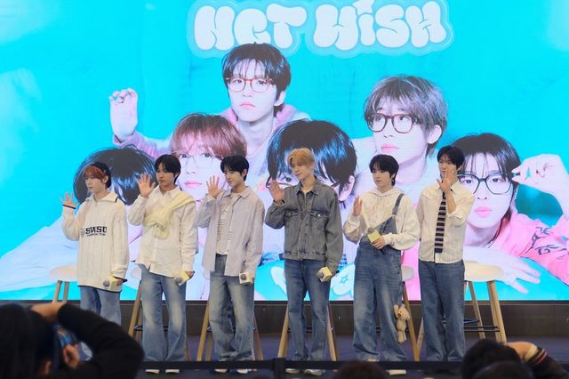 케이(K)팝 ‘큰 별’ NCT 위시(WISH)가 중국 상하이에서 현지 60여개 유력 매체가 참석한 대규모 기자회견을 열어 눈길을 끈다. 사진제공|SM엔터테인먼트