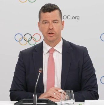 IOC가 선수들의 동기부여를 키우고 양성평등을 이뤄내고자 2028LA올림픽에서 세부 종목을 늘리기로 했다. 킷 맥코넬 IOC 스포츠 디렉터는 10일(한국시간) 스위스 로잔에서 열린 공식 기자회견에서 “경기와 선수의 가치 증진을 위해 이런 결정을 내렸다”고 밝혔다. 사진출처｜IOC 미디어 채널 화면 캡처