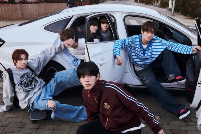 ‘마음 따라 뛰는 건 멋지지 않아?’를 타이틀 곡으로 한 투어스의 3번째 미니 앨범은 한국시간 21일 오후 6시 공개된다. 사진제공|플레디스엔터테인먼트