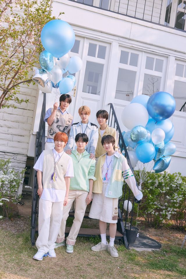 “아직 ‘득근’할 나이는 아니지 않을까요. ‘시즈니’가 우리 귀여운 모습을 더 보고 싶어할 거 같아요.” 청량으로 표현되는 소년미의 상징이 된 NCT 위시 사진제공|SM엔터테인먼트