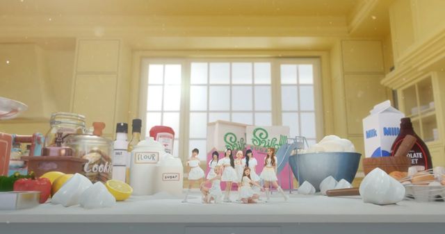 유니스 ‘SWICY’ MV