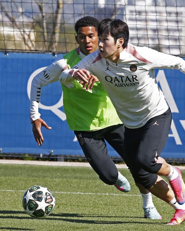 PSG 이강인은 이번 시즌 주전경쟁에 애를 먹고 있다. 다가올 UCL 애스턴 빌라 원정경기가 그의 명확한 위치를 가늠해줄 무대다. 사진출처 | PSG SNS