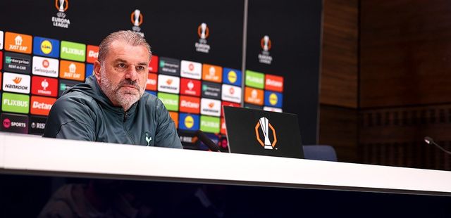 엔지 포스테코글루 토트넘 감독(사진)의 경질 가능성이 제기됐다. 제이미 캐러거 스카이스포츠 해설위원은 15일(한국시간) “포스테코글루 감독이 18일 프랑크푸르트와 UEL 8강 2차전 원정경기에서 패할 경우, 지휘봉을 내려놓을 가능성이 높다”고 밝혔다. 사진출처｜토트넘 홋스퍼 공식 홈페이지