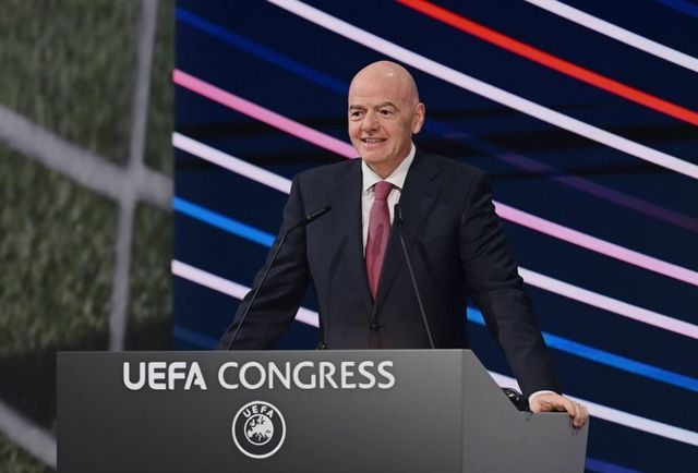 지아니 인판티노 FIFA 회장이 이달 3일(한국시간) UEFA 총회에서 올여름 미국에서 열릴 클럽월드컵을 향한 헌사를 하고 있다. 사진출처｜FIFA 홈페이지