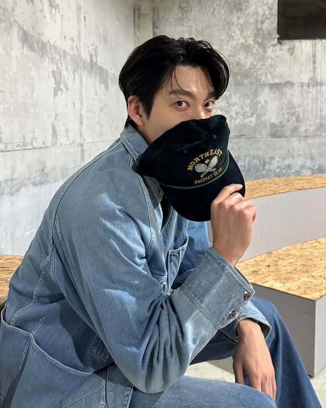 김우빈 SNS 캡처